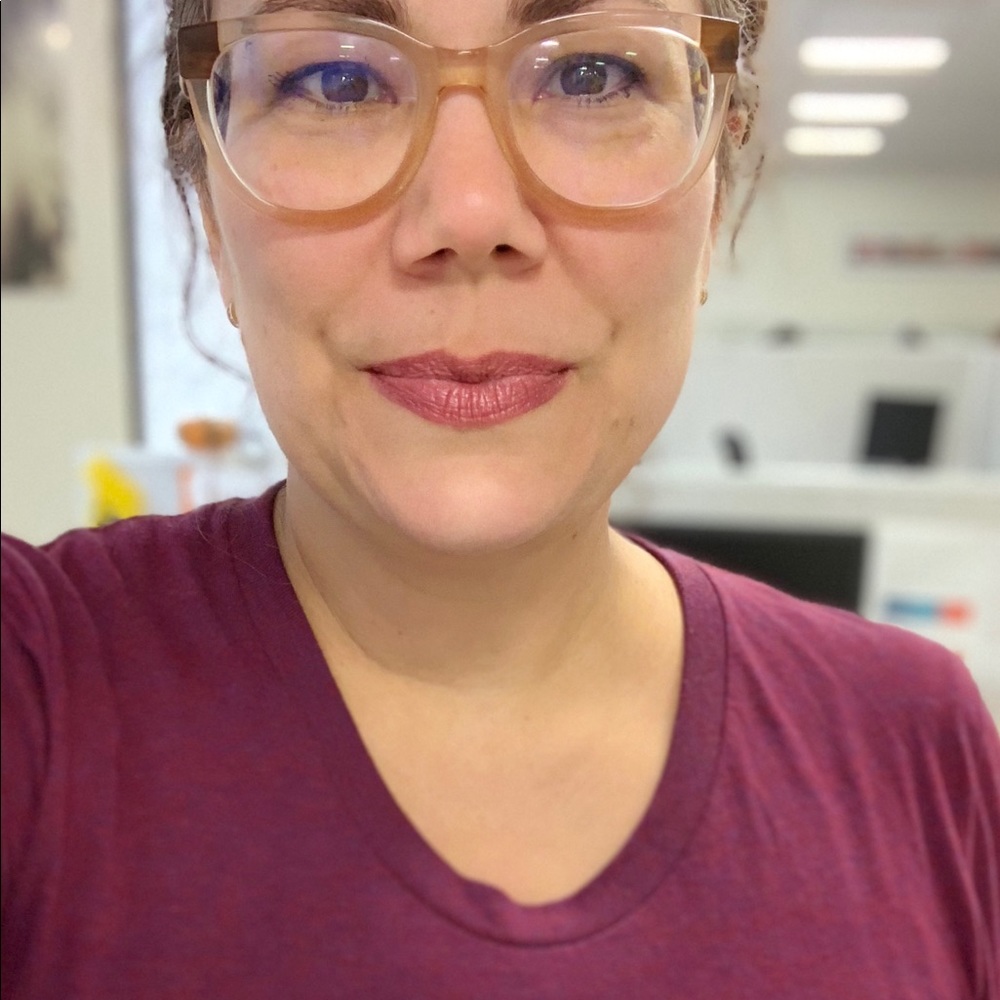 Meet your Posher, Shana